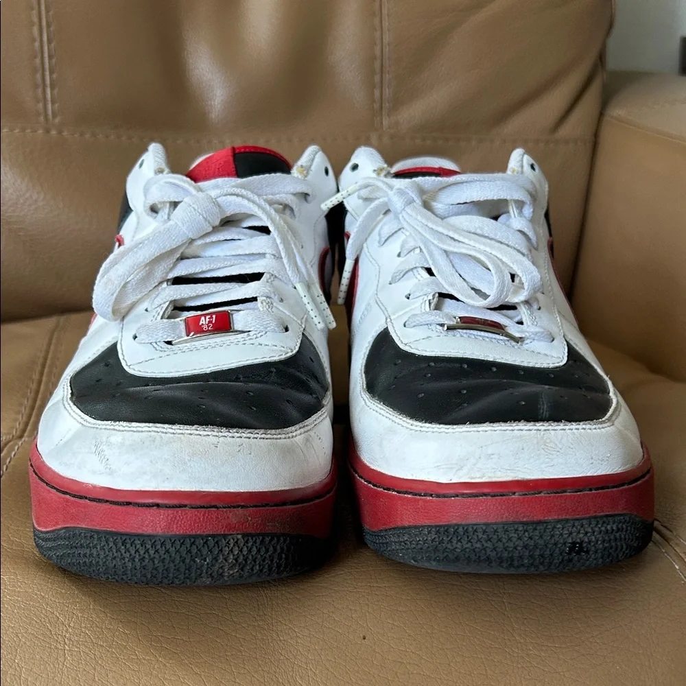 Nike Air Force 1 ‘82 Low Top Varsity Red Black and White size 13 - Picture 9 of 11